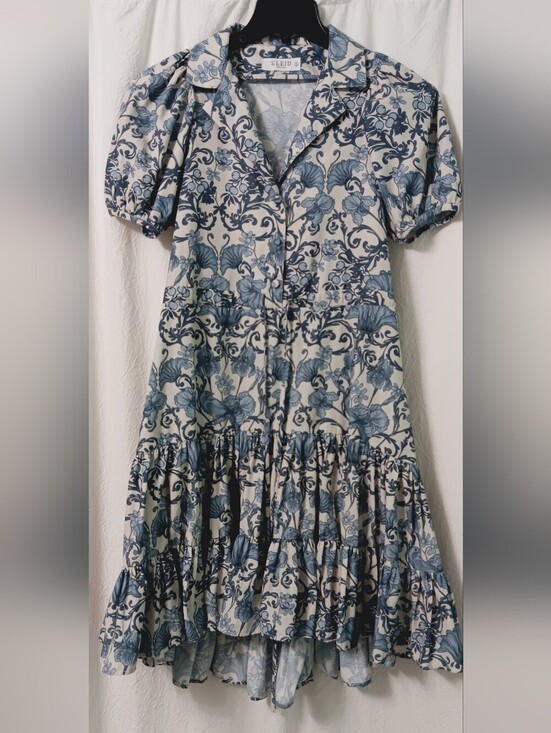 Kleid Dresses & Skirts - KLEID FOR HER Blue Floral High-Low Button Dress Size S